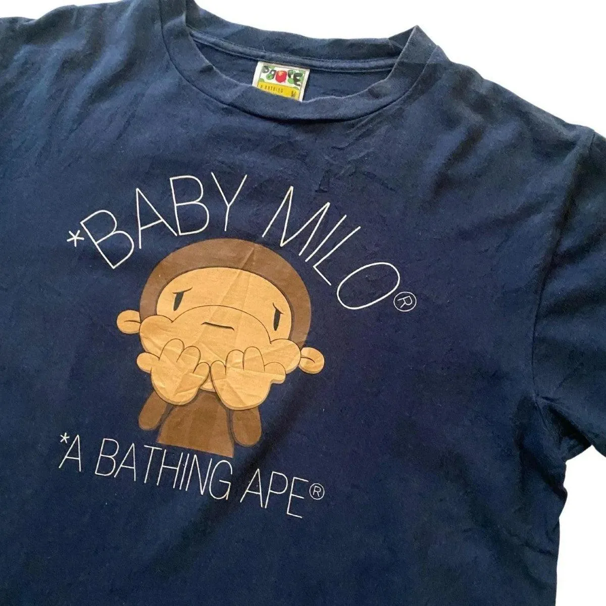 A BATHING APE BABY MILO TEE  (M)